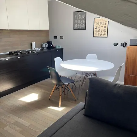 Rodolfo Valentino Loft アパート