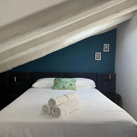 Rodolfo Valentino Loft アパート トリエステ