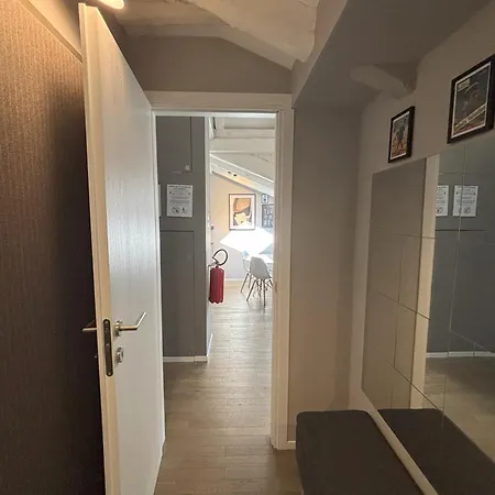 Rodolfo Valentino Loft - Reception Apartman