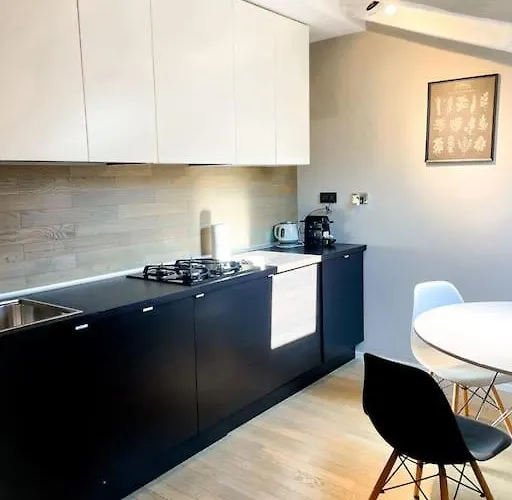 Rodolfo Valentino Loft *