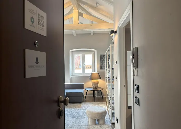 Apartamento Rodolfo Valentino Loft Trieste